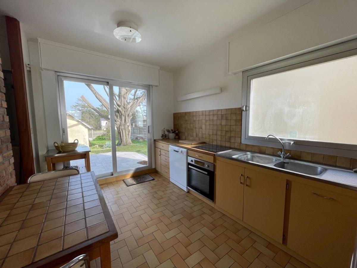 Villa Bord De Mer Avec Jardin Et Wifi Gratuit - Fr-1-361-76 Saint-Pair-sur-Mer Exterior foto